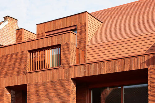 Long Brick - Cassia Red - Renovation of a multi-family home in Schoten, Belgium